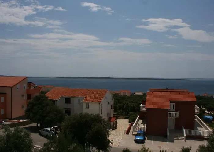 Apartment With A Parking Space Mandre, Pag - 6415