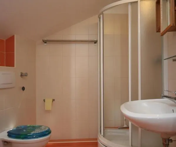 With A Parking Space Mandre, Pag - 6415 아파트