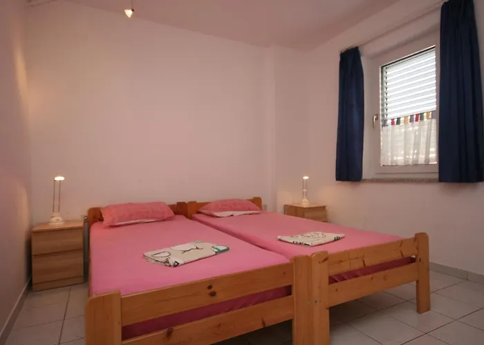 With A Parking Space Mandre, Pag - 6415 Apartment *